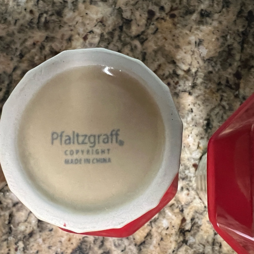 Pfaltzgraff waffle ice cream cones in Paprika